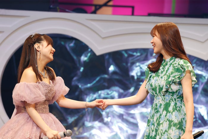 田中美久、指原莉乃のサプライズ登場に号泣 HKT48卒業コンサートにOG集結