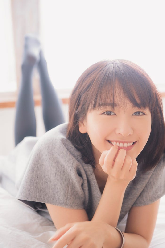 新垣結衣 透明感溢れる 笑顔 が眩しい モデルプレス 新垣結衣 透明感溢れる 笑顔 が眩しい モデルプレス