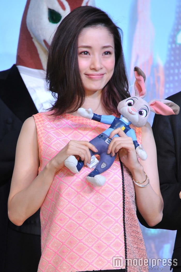 上戸彩(C)モデルプレス