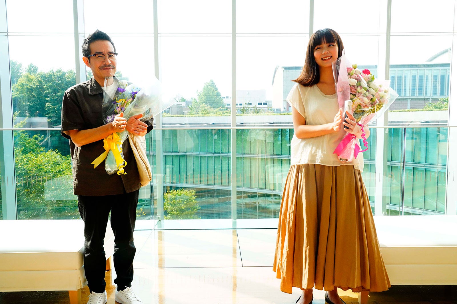 田口トモロヲ、池田エライザ（C）「名建築で昼食を」製作委員会