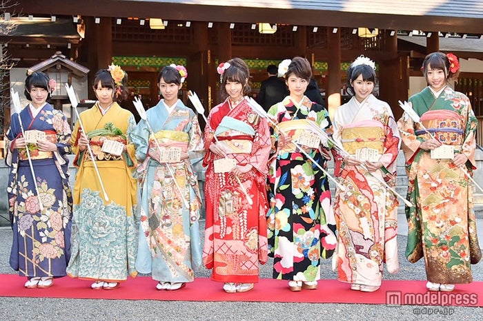 西野七瀬ら乃木坂46 華の94年組 艶やか晴れ着姿 紅白出場に気合十分 モデルプレス 西野七瀬ら乃木坂46 華の94年組 艶やか晴れ着姿 紅白出場に気合十分 モデルプレス