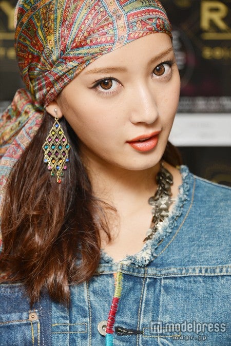 「東京ランウェイ2013 AUTUMN／WINTER」に登場した菜々緒