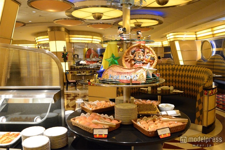 ディズニーアンバサダーホテル内レストラン「シェフ・ミッキー」