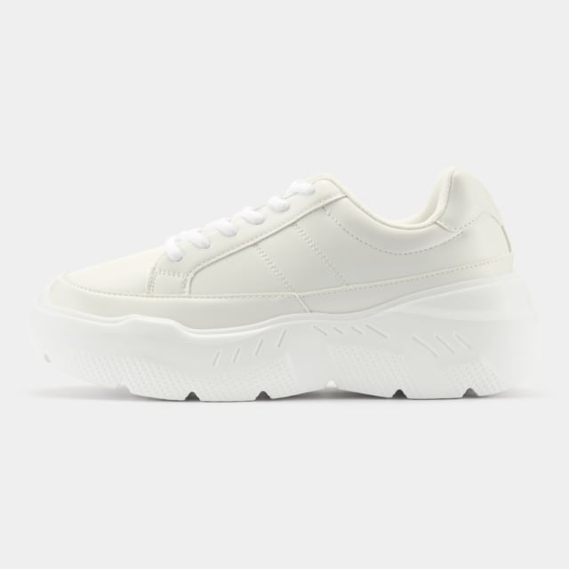 画像4 6 色違いで揃えたい ユニクロ Gu の 高見えスニーカー が超おしゃれなんです モデルプレス