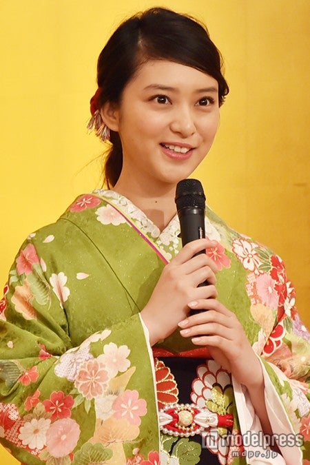 画像33 36 武井咲、剛力彩芽ら美女11人が華やか晴れ着で豪華集結 モデルプレス