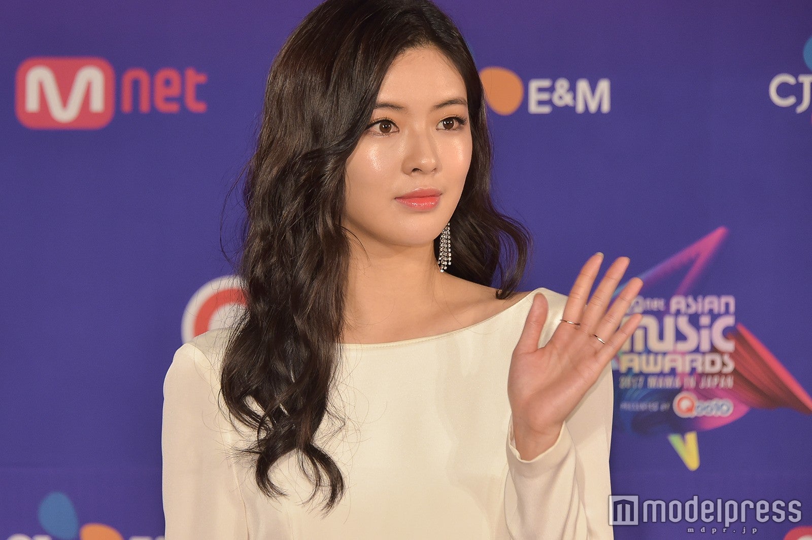 （C）モデルプレス