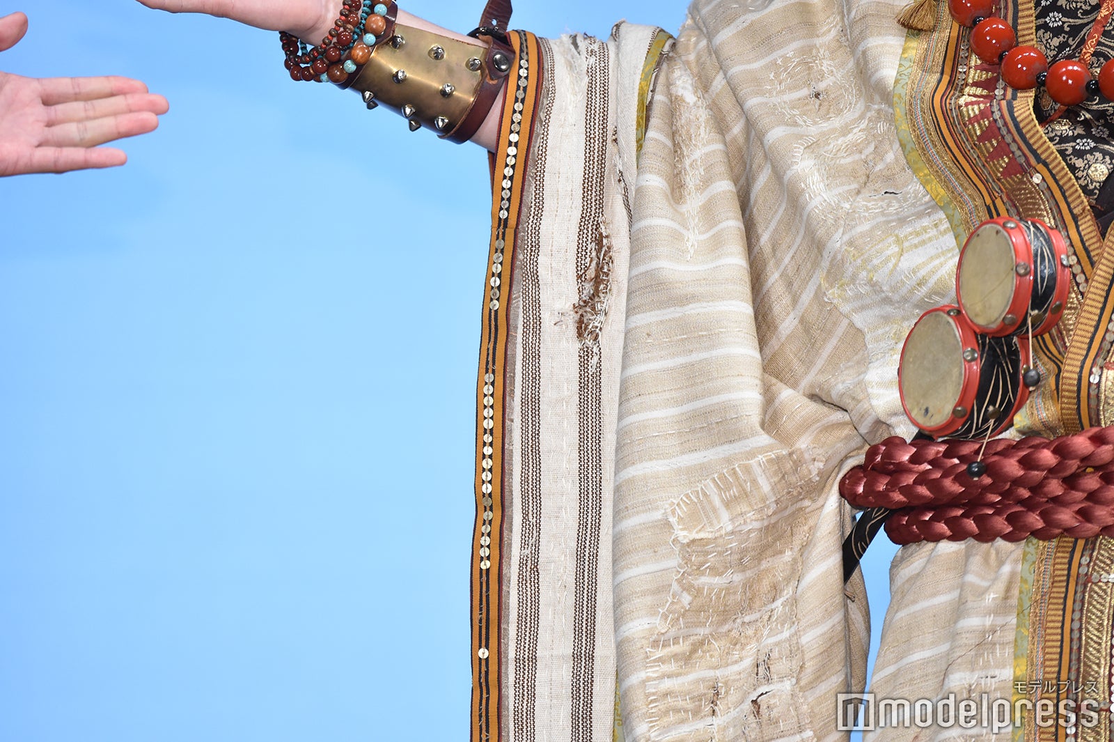 菅田将暉「ダメージ加工でわざとボロボロにして…」（C）モデルプレス