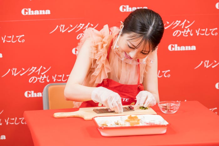 浜辺美波/メイキング(提供写真)