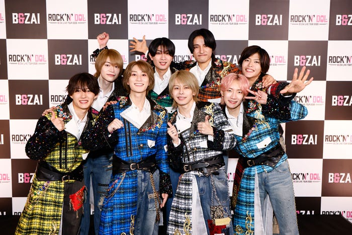 B&ZAI/(左上から時計回り)今野大輝、本高克樹、鈴木悠仁、菅田琳寧、川崎星輝、矢花黎、橋本涼、稲葉通陽(提供写真)