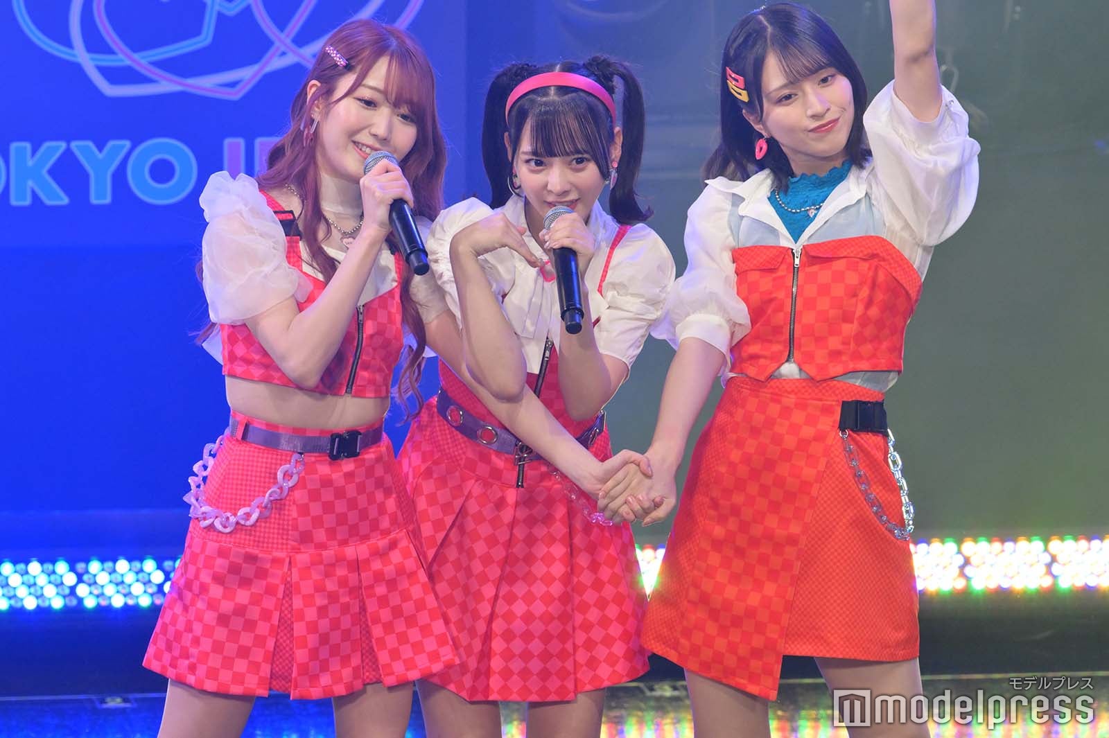 =LOVE （C）モデルプレス