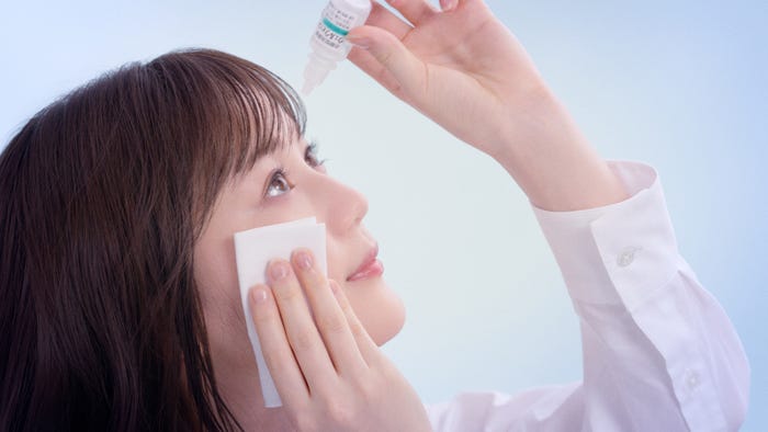 生田絵梨花/新CM「瞳に、シャワーを。」篇より(提供写真)