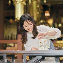 どの絵柄を持ってこようか、ワクワクしながら貼り付け/提供画像