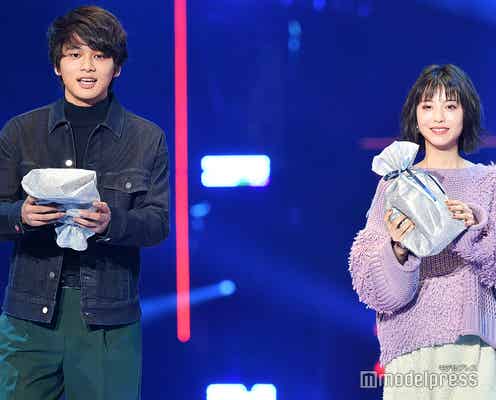 浜辺美波、TGC初出演で北村匠海と登場 モテコーデで魅了<TGC2019A/W>