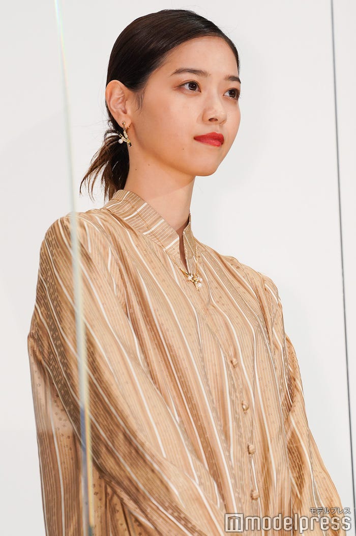 西野七瀬(C)モデルプレス