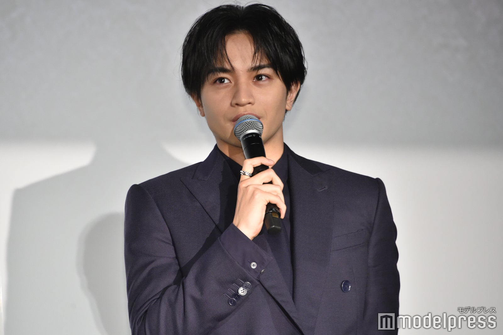 Sexy Zone中島健人、新ヘアで登場 桐谷健太と抜群の掛け合い「あれ？健人出てた？」＜ラーゲリより愛を込めて＞