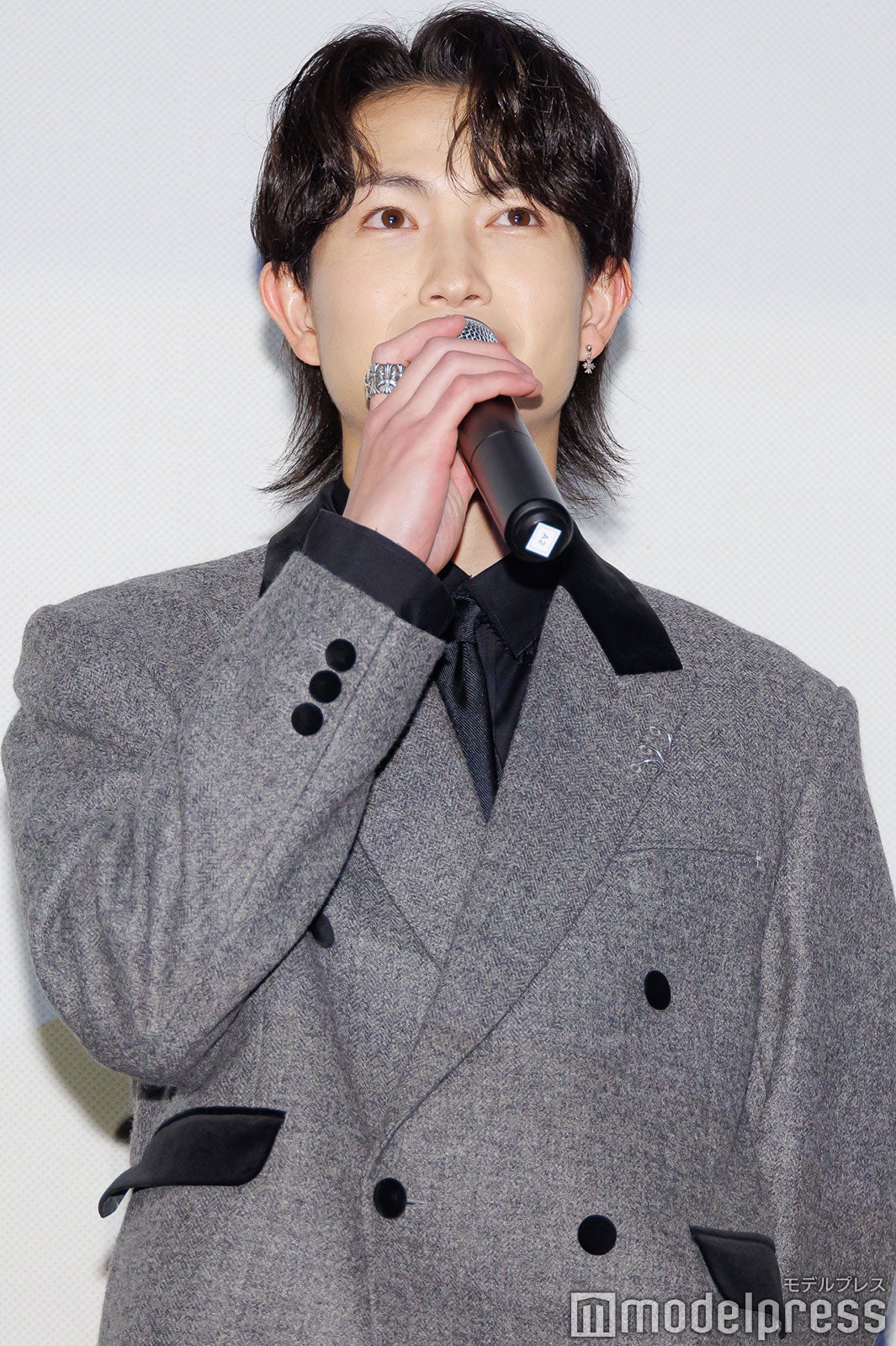 綱啓永（C）モデルプレス