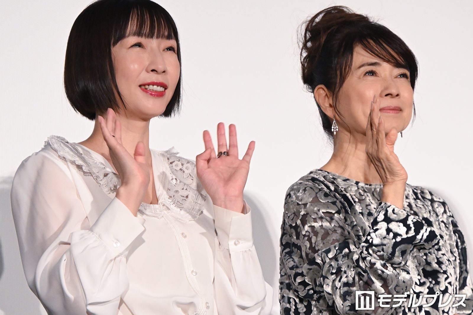 酒井若菜、風吹ジュン（C）モデルプレス