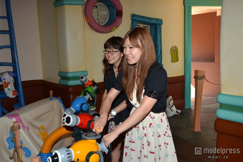 「グーフィーのペイント＆プレイハウス」内観