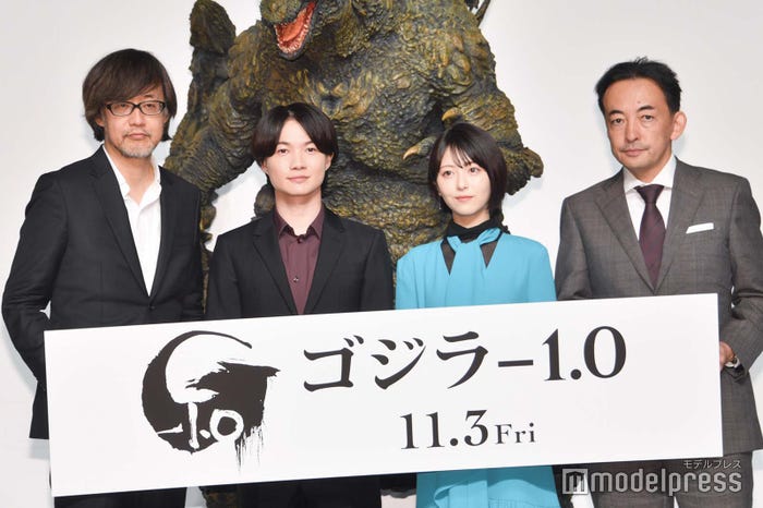 山崎貴監督、神木隆之介、浜辺美波、市川南氏(C)モデルプレス