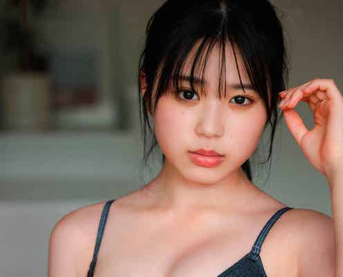 矢野ななか、豊満バスト&クールな表情でギャップ光る