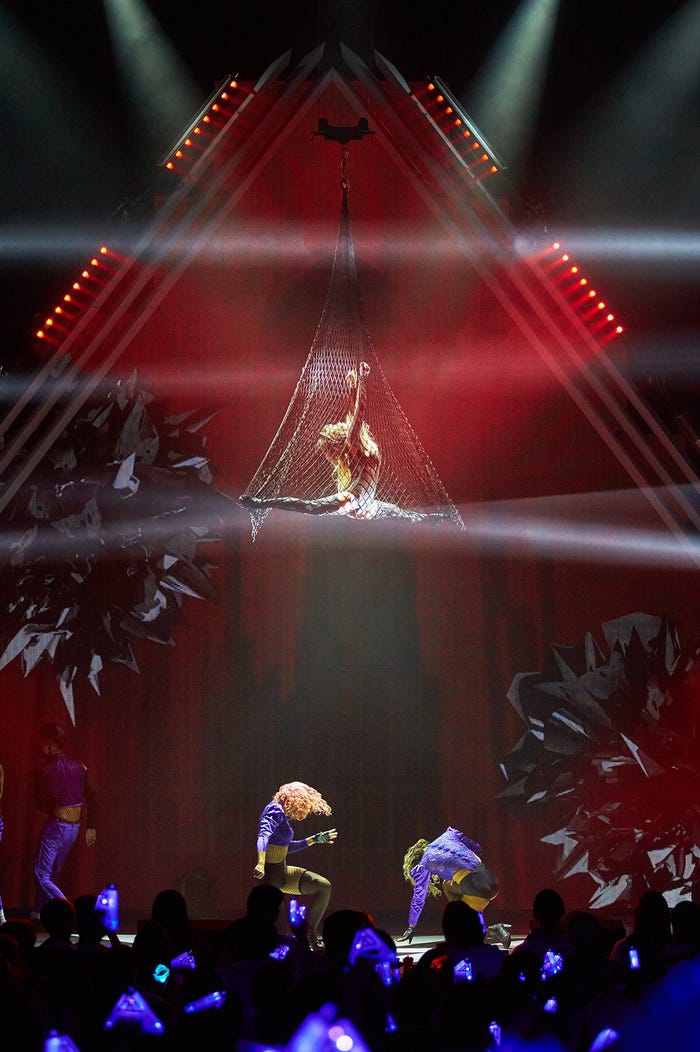 倖田來未/「KODA KUMI LIVE TOUR 2017 ~W FACE~」より(画像提供:avex)