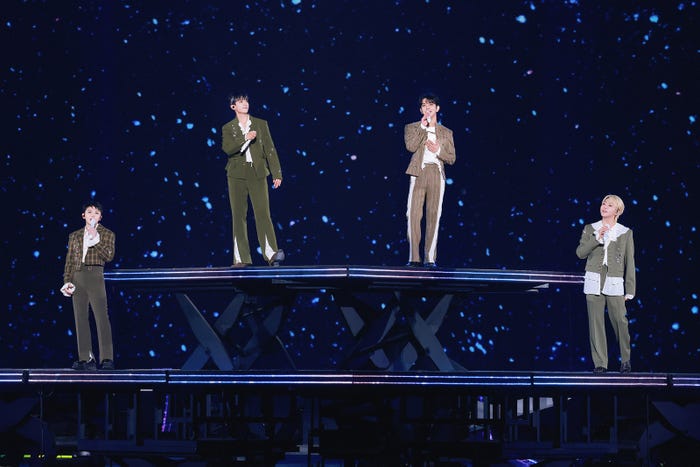 SEVENTEEN/VOCAL TEAM「Cheers to youth」(P)&(C)PLEDIS Entertainment