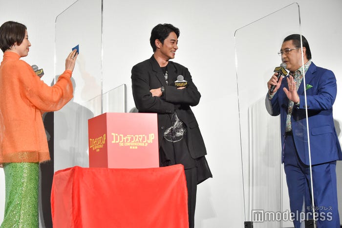 長澤まさみ、東出昌大、小手伸也 (C)モデルプレス