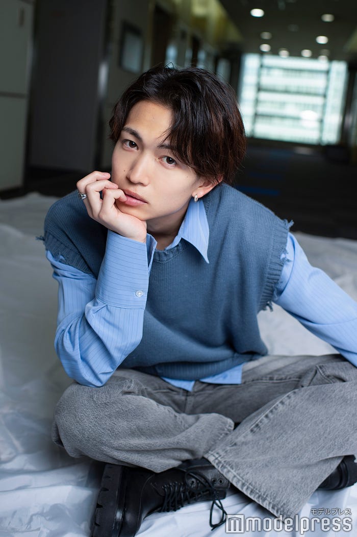 綱啓永(C)モデルプレス