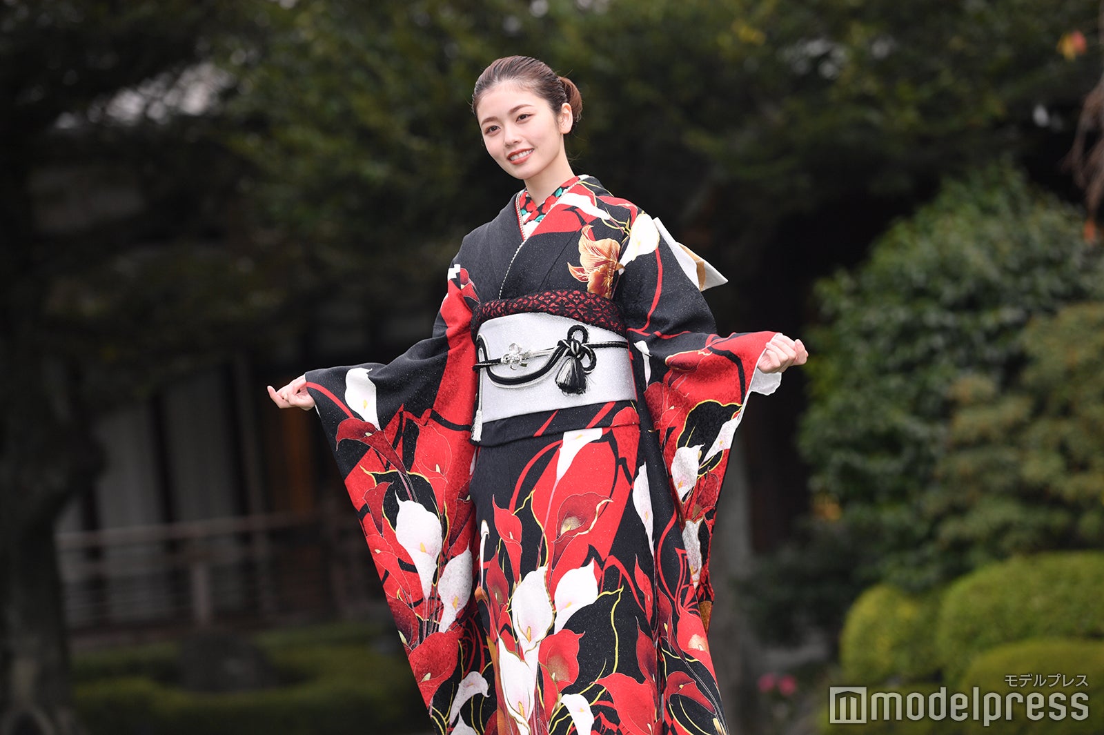 （C）モデルプレス