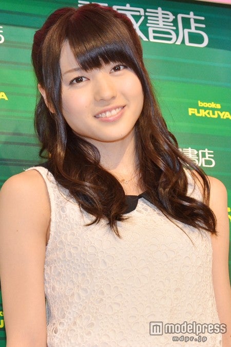 Ute 矢島舞美 ミニスカで美脚披露 ファン1000人を魅了 モデルプレス Ute 矢島舞美 ミニスカで美脚披露 ファン1000人を魅了 モデルプレス