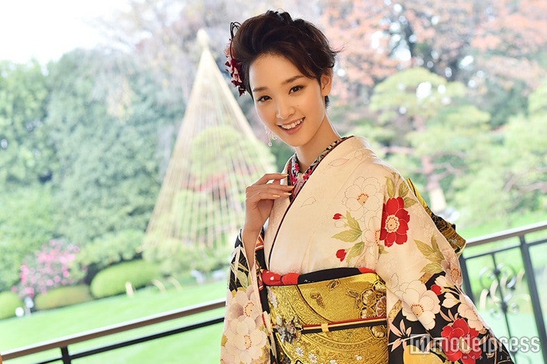 剛力彩芽（C）モデルプレス