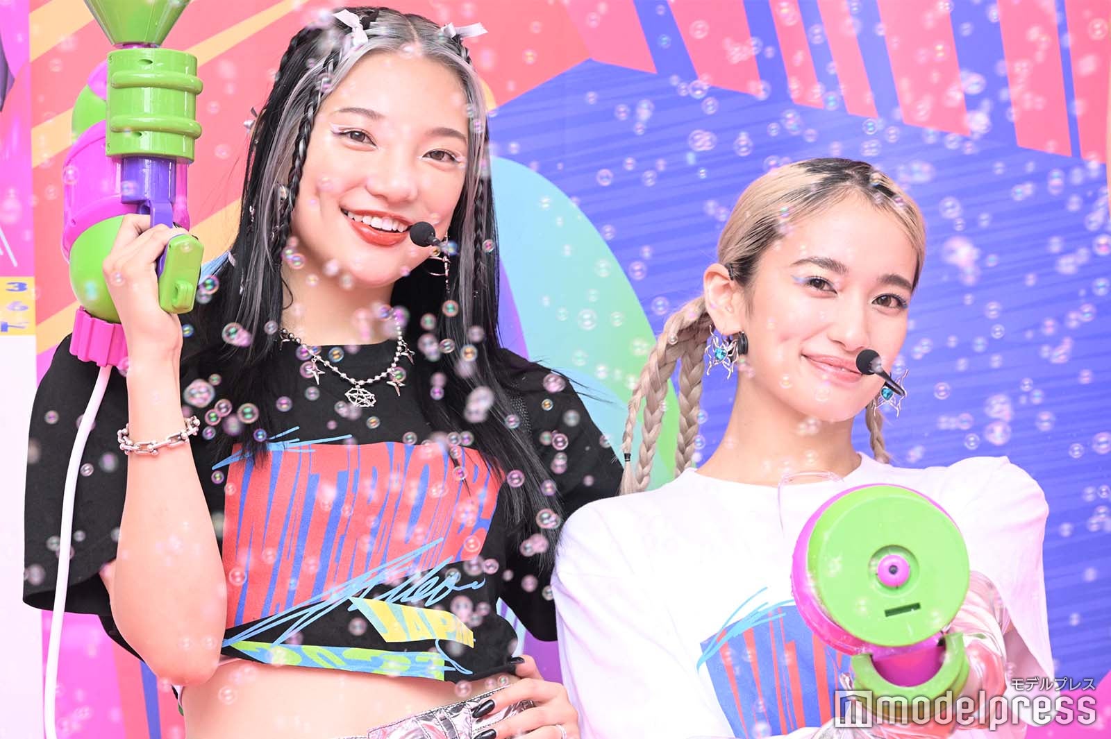 須田アンナ、YURINO（C）モデルプレス