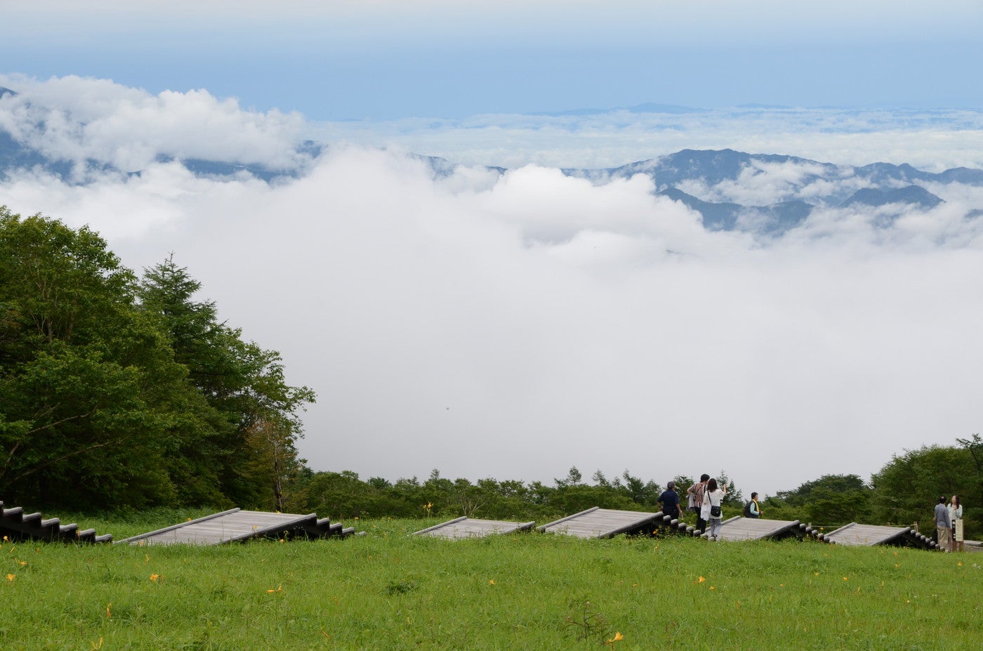 遊歩道から見た雲海は必見（提供画像）