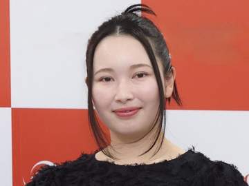 「浴衣着るの最初で最後かもしれない」人気美女ゴルファーが花火大会でのレアショット公開 プレー中とは一変した艶やかな雰囲気で豪華な5ショット