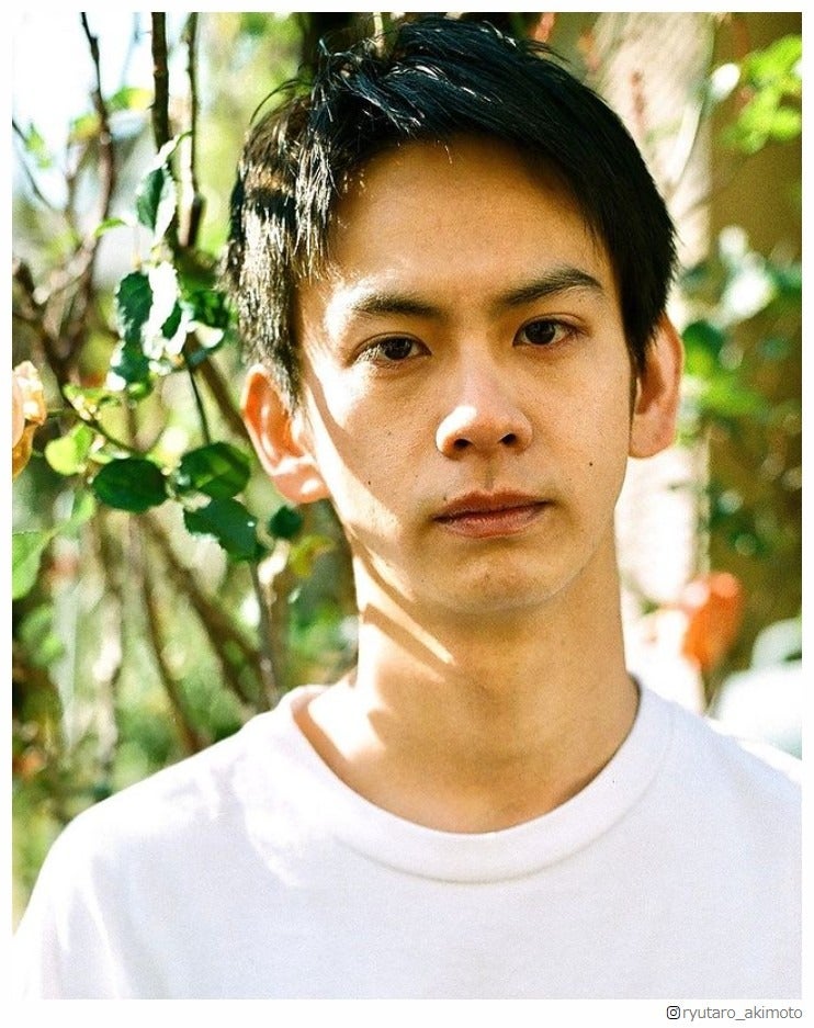 秋元龍太朗Instagramより