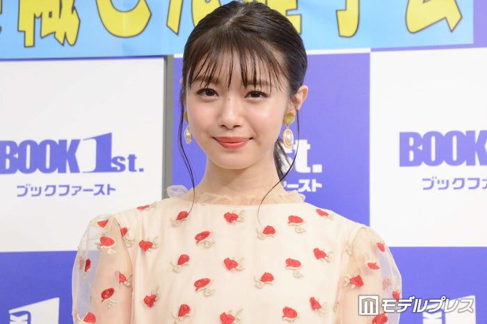 市川美織の 金髪 ショットに 可愛すぎ 別人みたい と反響 モデルプレス