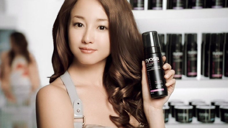 沢尻エリカ／新CM「スタイリング誕生」篇