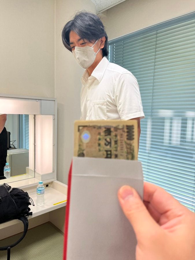 結婚発表のマジラブ村上、相方・野田クリスタルからの祝儀エピソードにファンほっこり「2人とも愛しい」「素敵な関係」