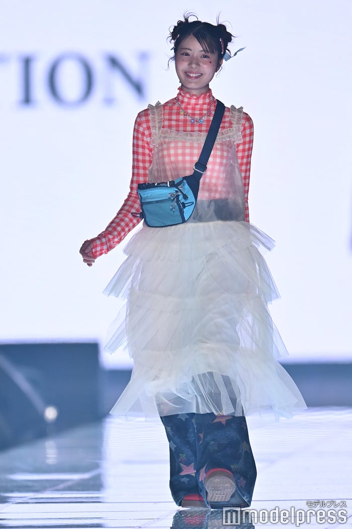 星乃夢奈(C)モデルプレス