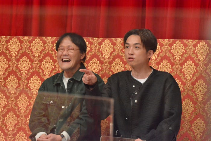 稲田直樹、河井ゆずる (C)読売テレビ