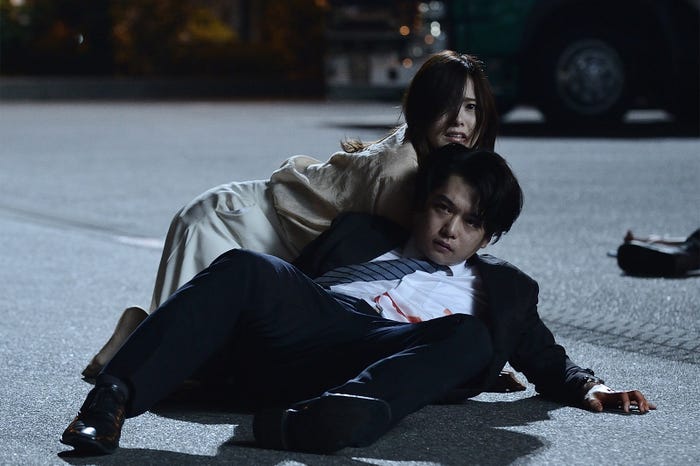 白石麻衣、千葉雄大(C)2020映画「スマホを落としただけなのに2」製作委員会