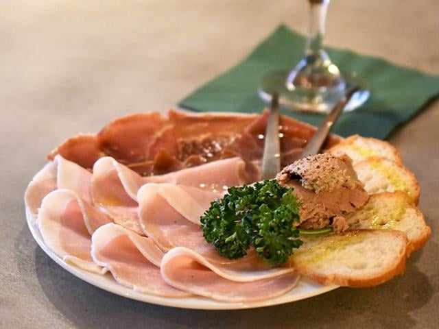 column_6a4e728a82aa56758d9620d2dbda14ca.