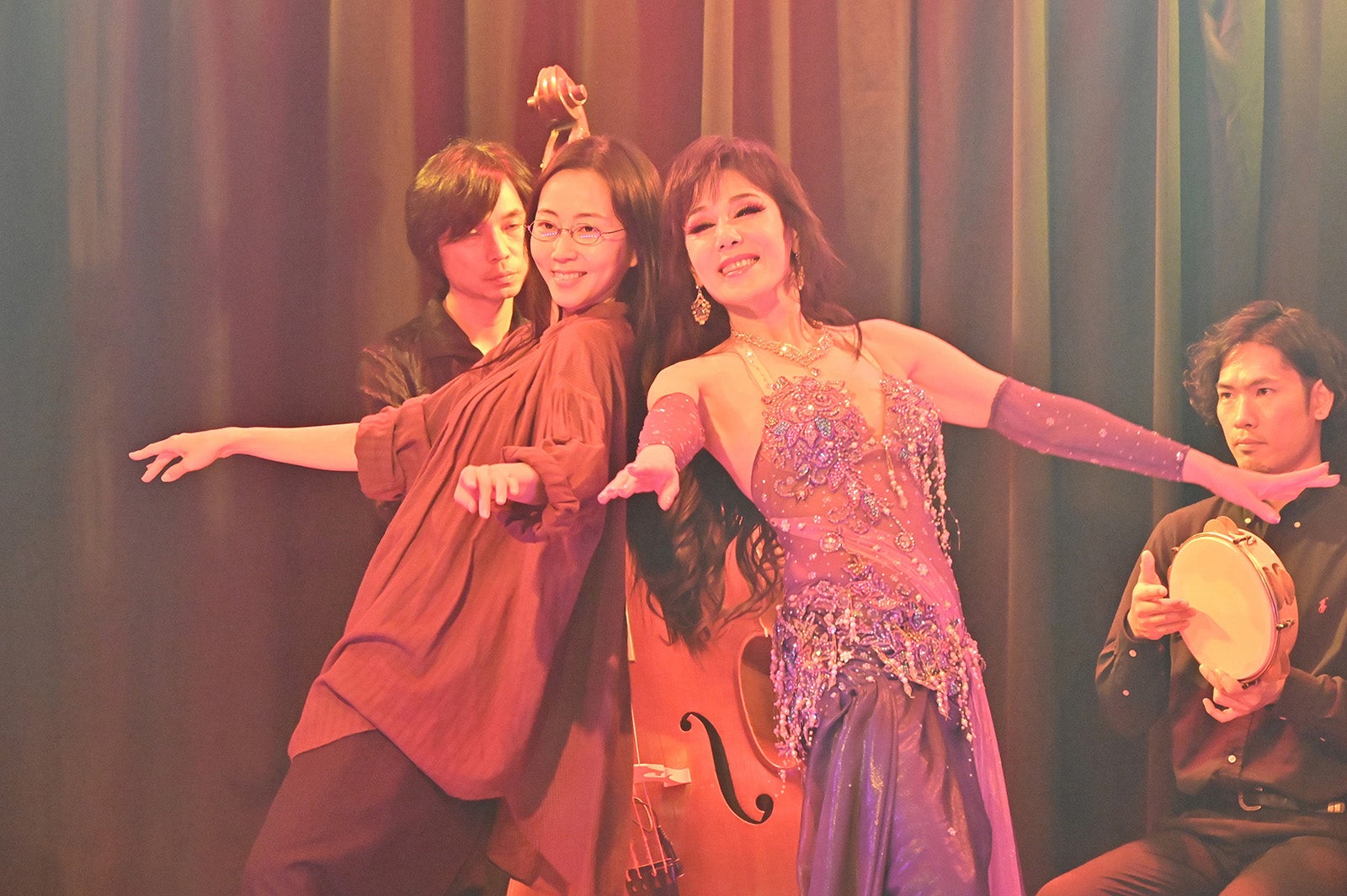 木南晴夏、未唯mie「セクシー田中さん」第6話より（C）日本テレビ