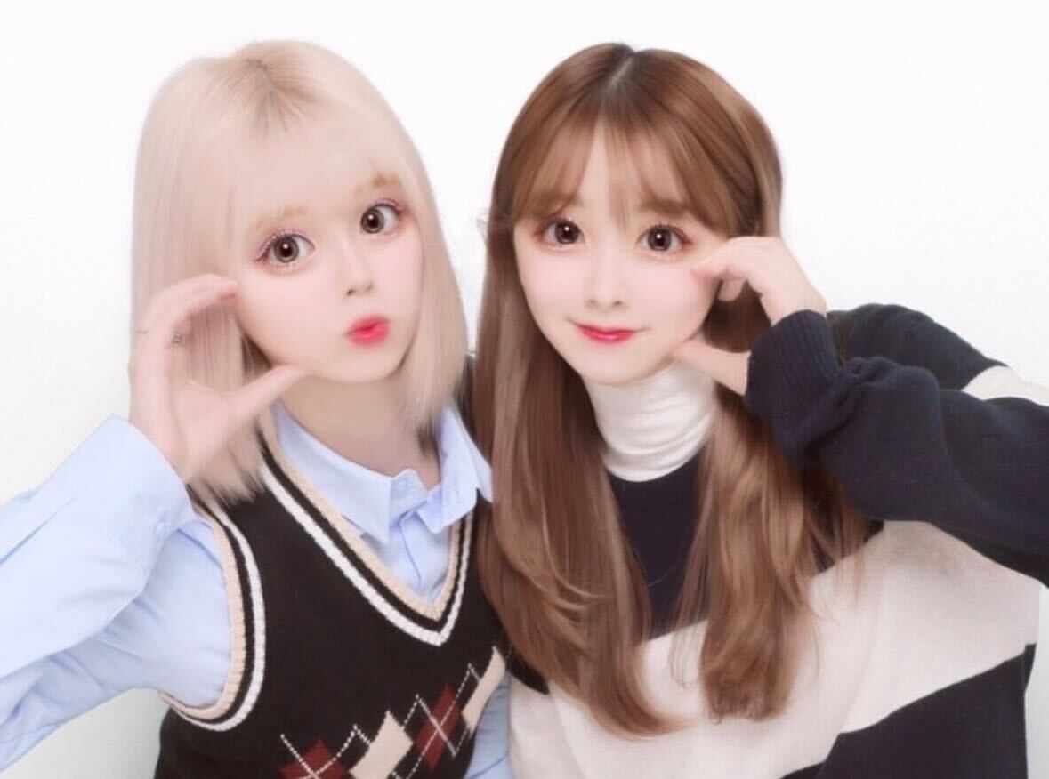 NiziUミイヒ＆リク“横浜デート”プリクラ公開「可愛すぎる」「尊い」と絶賛の声