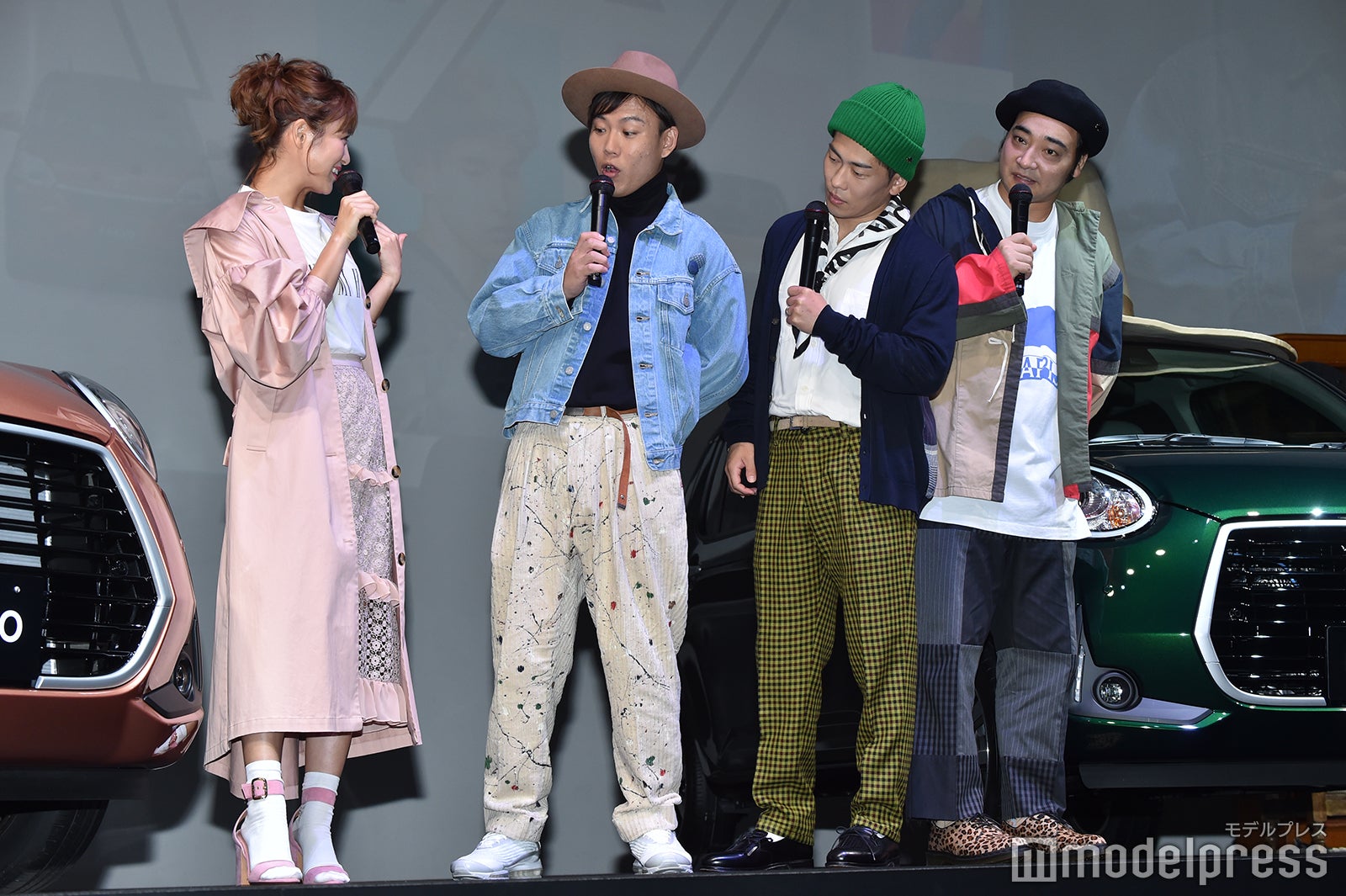 鈴木奈々、おたけ、太田博久、斉藤慎二（C）モデルプレス