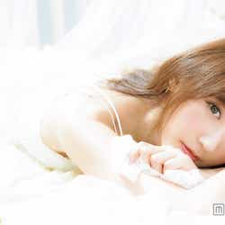 モデルプレス - 菅野結以らモデルとX’masを祝うパーティ開催