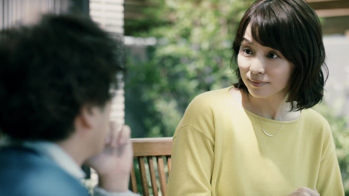 ムロツヨシ、石田ゆり子/テレビCM「あたらしい物語が、つづく。」より(提供写真)