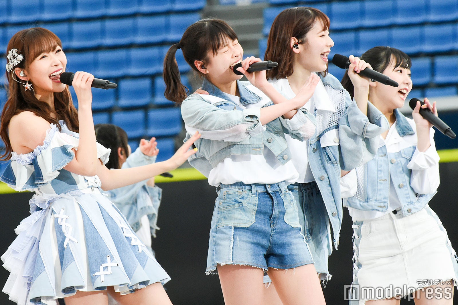 HKT48「AKB48グループ春のLIVEフェスin横浜スタジアム」（C）モデルプレス