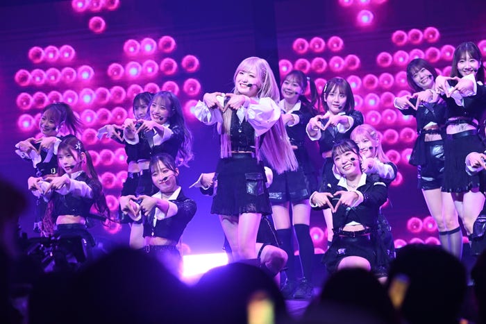 「本田仁美 卒業コンサート~夢と希望に満ちた道~」(C)AKB48