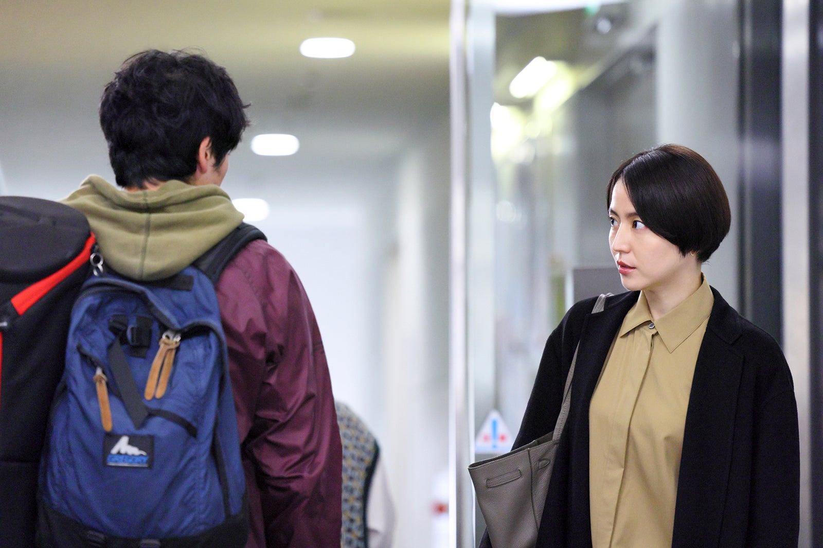 眞栄田郷敦、長澤まさみ／ 「エルピス―希望、あるいは災い―」第5話より（C）カンテレ